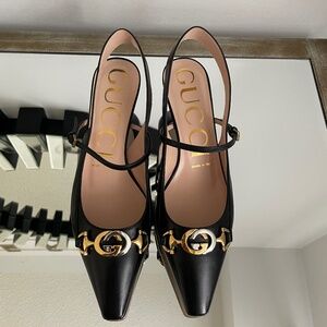 Gucci - Classy Sling Back
